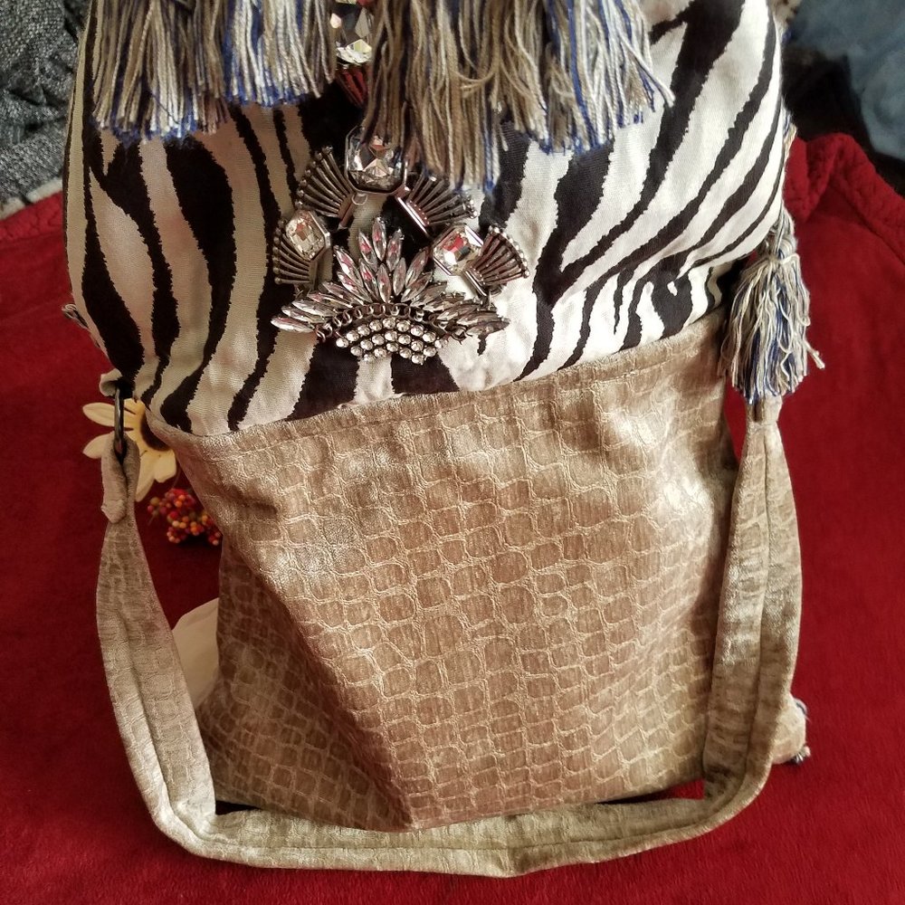 "One of a kind" Handmade Purse - Picture 12 of 16